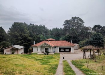 Chácara com 167m², no bairro Ana Rech em Caxias do Sul para Comprar