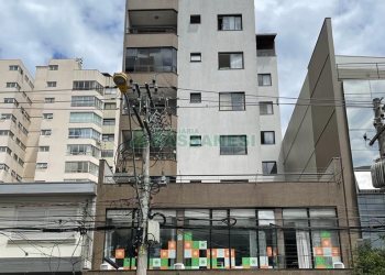 Apto Mobiliado com 58m², 1 dormitório, 1 vaga, no bairro Centro em Caxias do Sul para Alugar