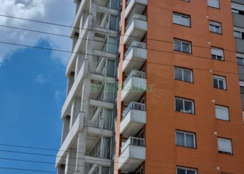 Apartamento com 49m², 1 dormitório, 1 vaga, no bairro Centro em Caxias do Sul para Comprar