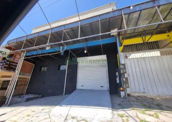 Loja com 245m², no bairro Charqueadas em Caxias do Sul para Alugar