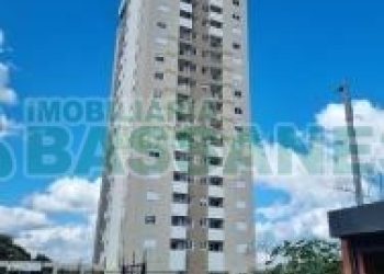 Apartamento com 56m², 2 dormitórios, 1 vaga, no bairro Panazzolo em Caxias do Sul para Comprar