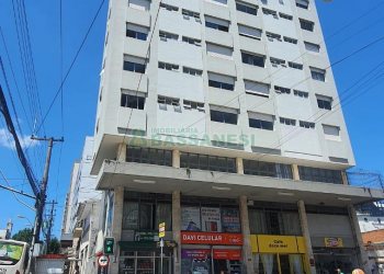 Apartamento com 38m², 1 dormitório, no bairro Centro em Caxias do Sul para Alugar