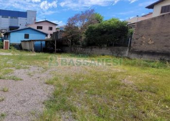 Terreno com 360m², no bairro Cidade Nova em Caxias do Sul para Alugar