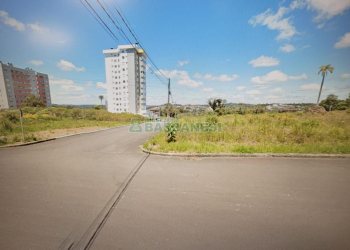 Terreno com 360m², no bairro Planalto em Caxias do Sul para Alugar