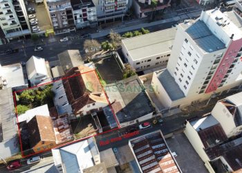Terreno com 924m², no bairro São Pelegrino em Caxias do Sul para Comprar