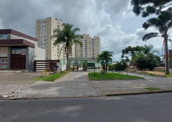 Apartamento com 71m², 3 dormitórios, 1 vaga, no bairro Santa Catarina em Caxias do Sul para Comprar