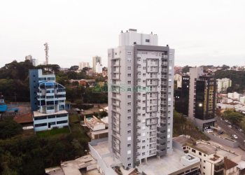 Apartamento com 55m², 2 dormitórios, 1 vaga, no bairro Lourdes em Caxias do Sul para Comprar