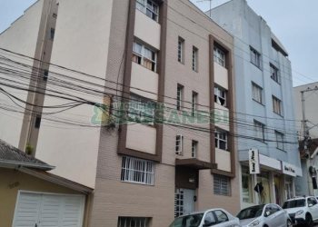 Apartamento com 66m², 2 dormitórios, no bairro Centro em Caxias do Sul para Comprar