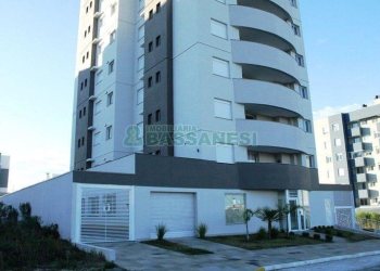 Apartamento com 73m², 2 dormitórios, 2 vagas, no bairro Planalto em Caxias do Sul para Comprar