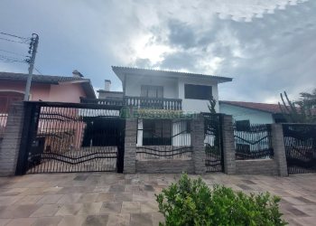 Casa com 232m², 3 dormitórios, 1 vaga, no bairro Cruzeiro em Caxias do Sul para Alugar