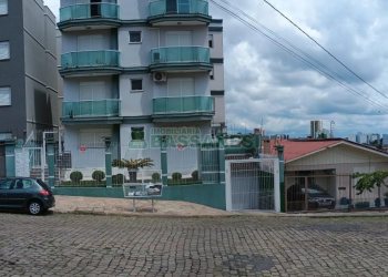 Apartamento com 74m², 2 dormitórios, 2 vagas, no bairro Santa Catarina em Caxias do Sul para Comprar