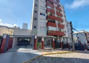 Apto Mobiliado com 82m², 2 dormitórios, 2 vagas, no bairro Panazzolo em Caxias do Sul para Comprar