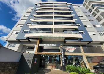 Apartamento com 117m², 3 dormitórios, 2 vagas, no bairro Villagio Iguatemi em Caxias do Sul para Comprar