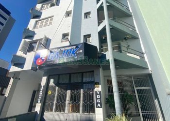 Apartamento com 93m², 3 dormitórios, 2 vagas, no bairro Pio X em Caxias do Sul para Comprar