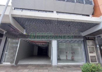 Loja com 1700m², no bairro Centro em Caxias do Sul para Alugar