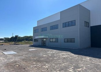 Pavilhão com 1320m², no bairro Forqueta em Caxias do Sul para Alugar