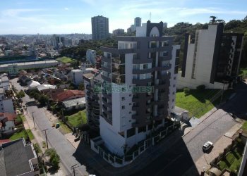 Apartamento com 77m², 2 dormitórios, 1 vaga, no bairro Jardim América em Caxias do Sul para Comprar