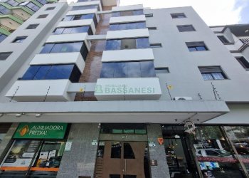 Apto Mobiliado com 260m², 3 dormitórios, 3 vagas, no bairro Centro em Caxias do Sul para Alugar