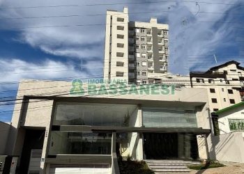 Apartamento com 42m², 1 dormitório, 1 vaga, no bairro Lourdes em Caxias do Sul para Alugar