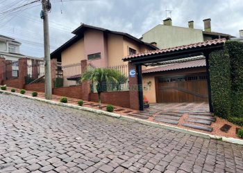 Casa com 190m², 3 dormitórios, 1 vaga, no bairro Jardim Eldorado em Caxias do Sul para Alugar