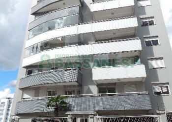 Apto Mobiliado com 82m², 2 dormitórios, 2 vagas, no bairro Villagio Iguatemi em Caxias do Sul para Alugar