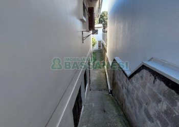 Casa com 80m², 2 dormitórios, no bairro Desvio Rizzo em Caxias do Sul para Alugar