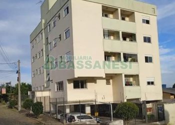 Apartamento com 52m², 2 dormitórios, 1 vaga, no bairro Charqueadas em Caxias do Sul para Comprar