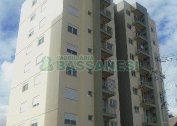 Apartamento com 60m², 2 dormitórios, 2 vagas, no bairro Esplanada em Caxias do Sul para Alugar