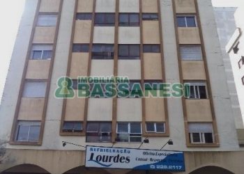 Apartamento com 42m², 1 dormitório, no bairro Lourdes em Caxias do Sul para Alugar