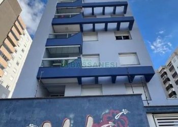 Apartamento com 67m², 2 dormitórios, 1 vaga, no bairro Lourdes em Caxias do Sul para Comprar