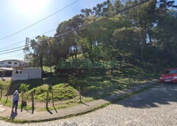 Terreno com 1750m², no bairro Bela Vista em Caxias do Sul para Comprar