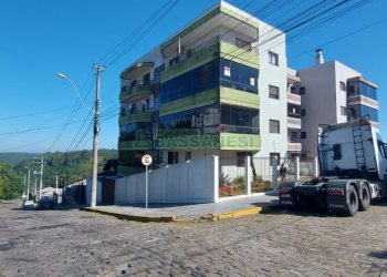 Apartamento com 78m², 3 dormitórios, 1 vaga, no bairro Santa Lúcia em Caxias do Sul para Comprar