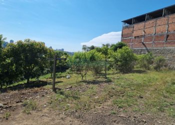 Terreno com 5940m², no bairro Salgado Filho em Caxias do Sul para Comprar