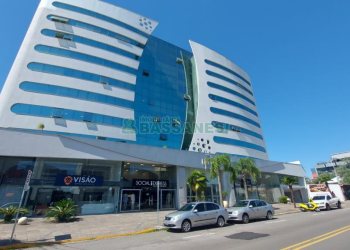 Sala com 34m², no bairro Villagio Iguatemi em Caxias do Sul para Alugar
