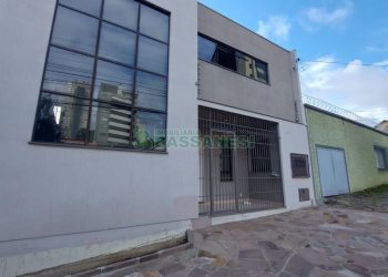 Casa Comercial com 300m², 3 dormitórios, no bairro Nossa Senhora de Lourdes em Caxias do Sul para Alugar ou Comprar