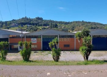 Pavilhão com 2100m², no bairro Linha 40 em Caxias do Sul para Alugar