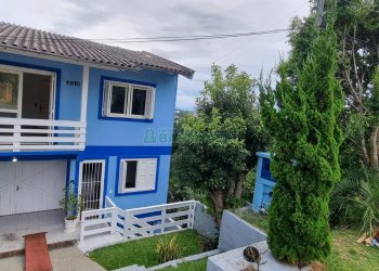 Sobrado com 234m², 3 dormitórios, 1 vaga, no bairro Colina Sorriso em Caxias do Sul para Comprar