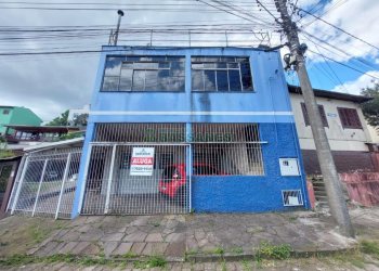 Casa com 162m², 3 dormitórios, 2 vagas, no bairro Rio Branco em Caxias do Sul para Comprar