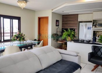 Apto/Cobertura com 180m², 3 dormitórios, 2 vagas, no bairro Kayser em Caxias do Sul para Alugar