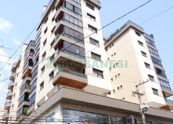 Apartamento com 134m², 3 dormitórios, 2 vagas, no bairro Centro em Caxias do Sul para Alugar