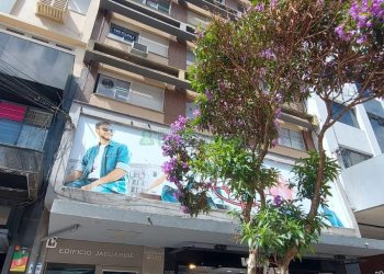Sala com 66m², no bairro Centro em Caxias do Sul para Comprar