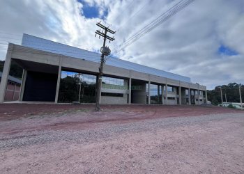 Pavilhão com 4300m², no bairro Jardim das Hortências em Caxias do Sul para Alugar