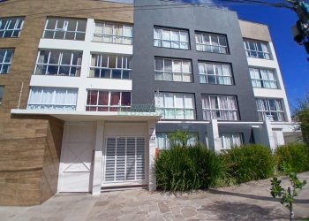 Apto Mobiliado com 43m², 1 dormitório, 1 vaga, no bairro Petrópolis em Caxias do Sul para Alugar