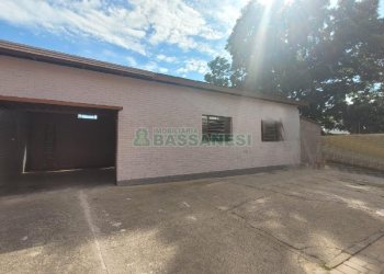 Pavilhão com 100m², no bairro Jardim América em Caxias do Sul para Alugar