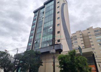 Sala com 50m², no bairro Centro em Caxias do Sul para Alugar