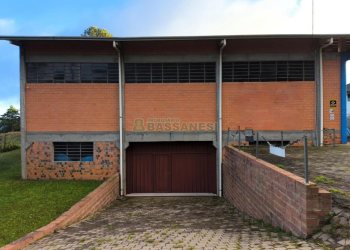 Terreno com 837m², no bairro Forqueta em Caxias do Sul para Comprar