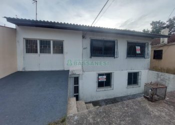 Casa com 60m², 2 dormitórios, no bairro Universitário em Caxias do Sul para Alugar