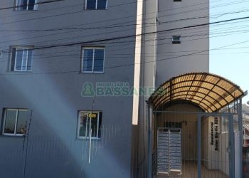 Apartamento com 57m², 2 dormitórios, 1 vaga, no bairro Esplanada em Caxias do Sul para Comprar