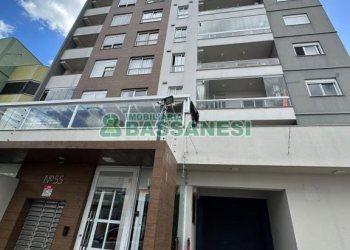 Apartamento com 75m², 2 dormitórios, 2 vagas, no bairro Charqueadas em Caxias do Sul para Comprar
