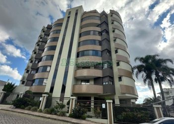 Apartamento com 108m², 3 dormitórios, 1 vaga, no bairro Panazzolo em Caxias do Sul para Comprar